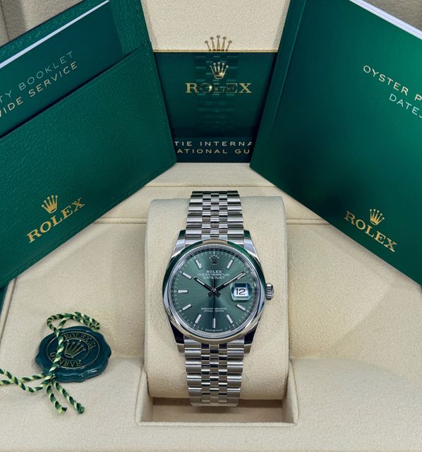Rolex Datejust 126200 Image 7